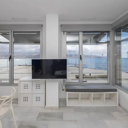 Bright Flat - Beachfront Canteras * Las Palmas / Gran Canaria